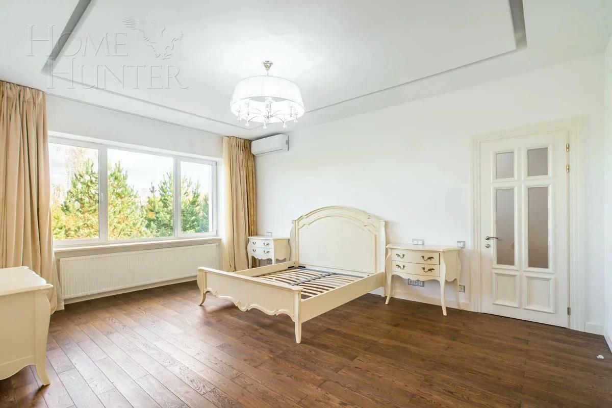 2-этажный таунхаус 377 м² с отделкой