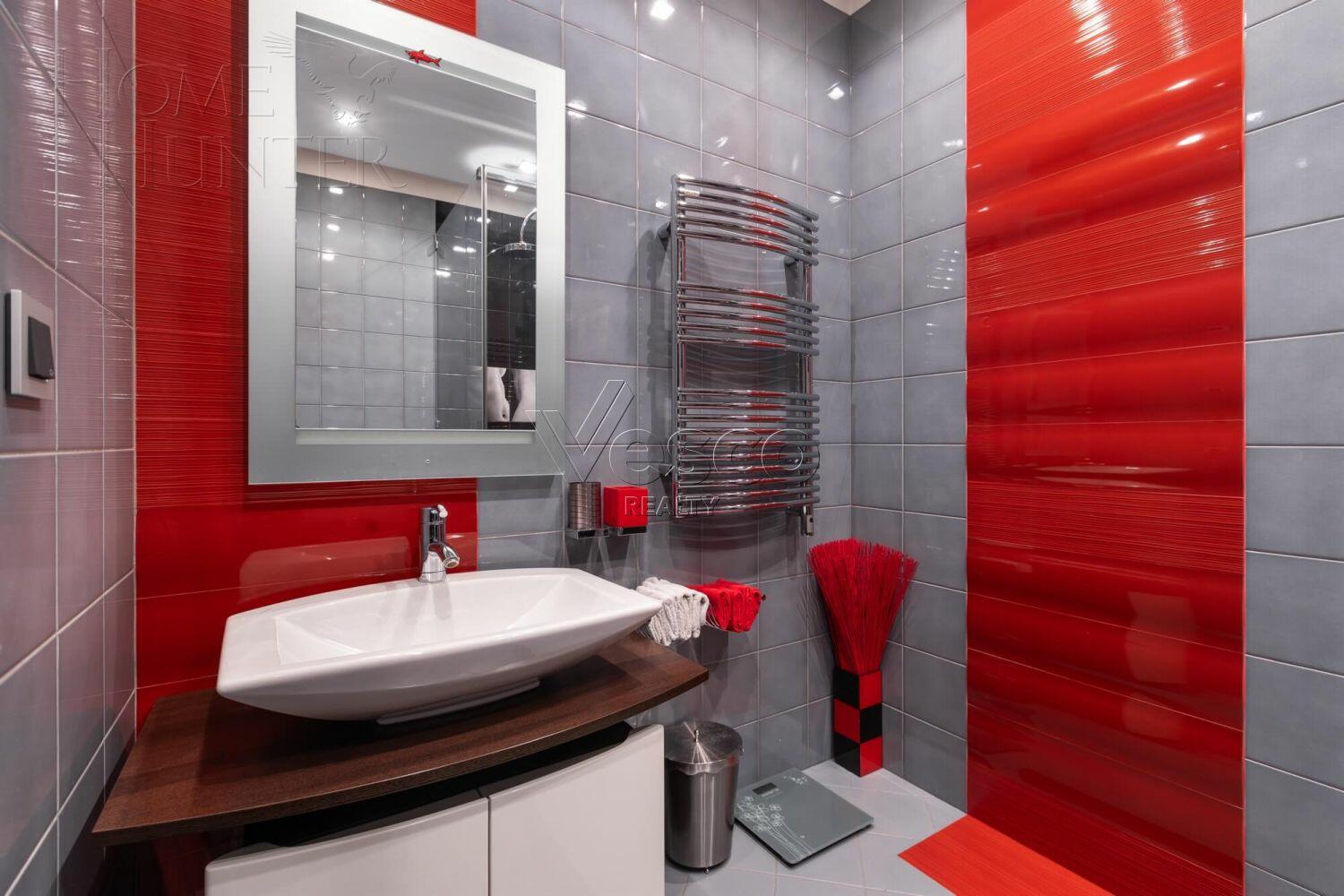 3-КОМН. КВАРТИРА С ОТДЕЛКОЙ 177.5 М² НА 7 ЭТАЖЕ