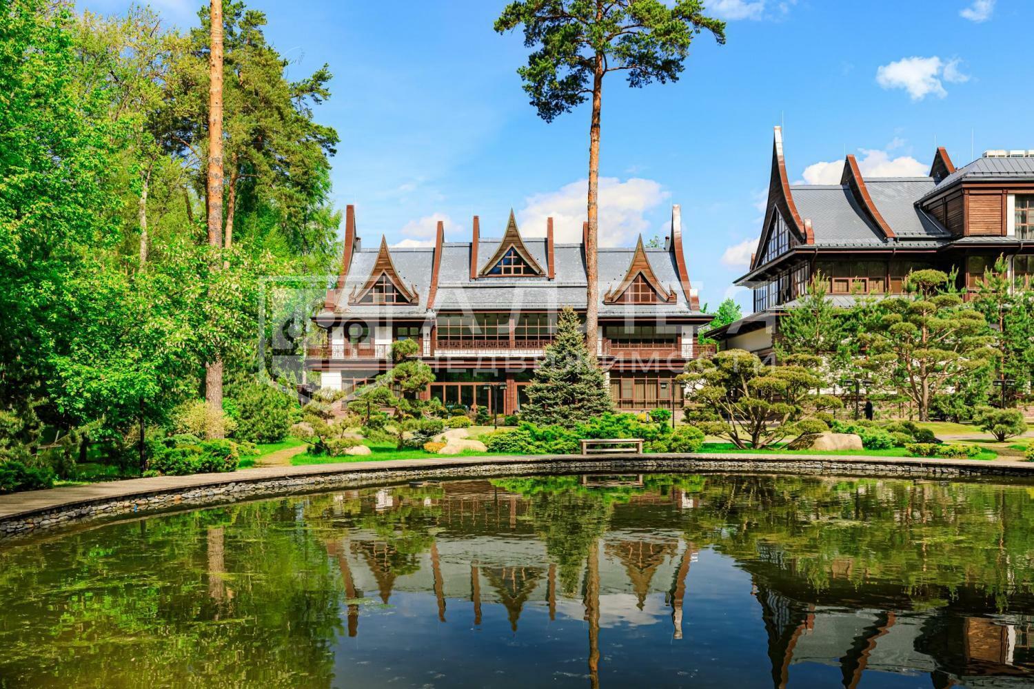 2-этажный коттедж 1 885 м² с отделкой