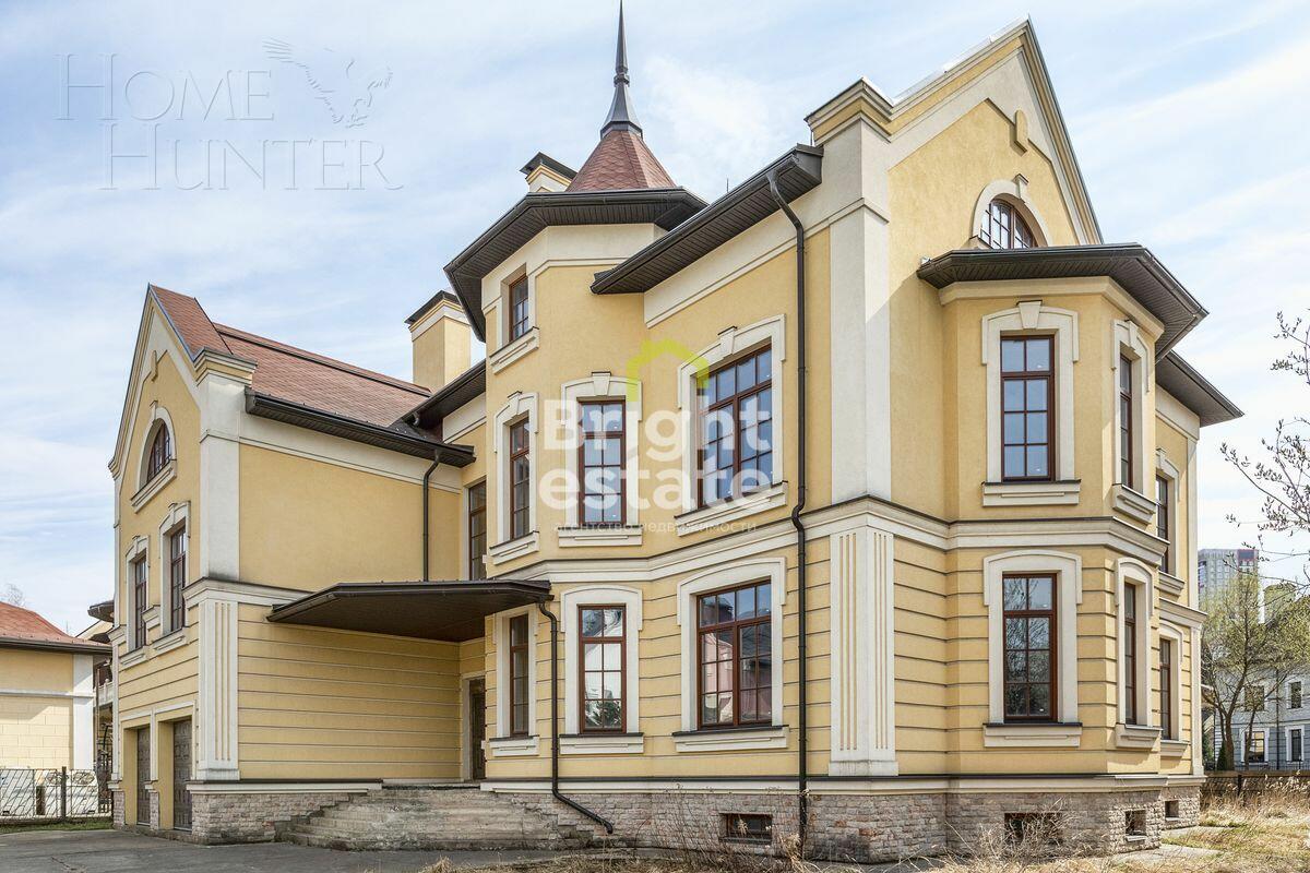 2-этажный коттедж 897 м² без отделки