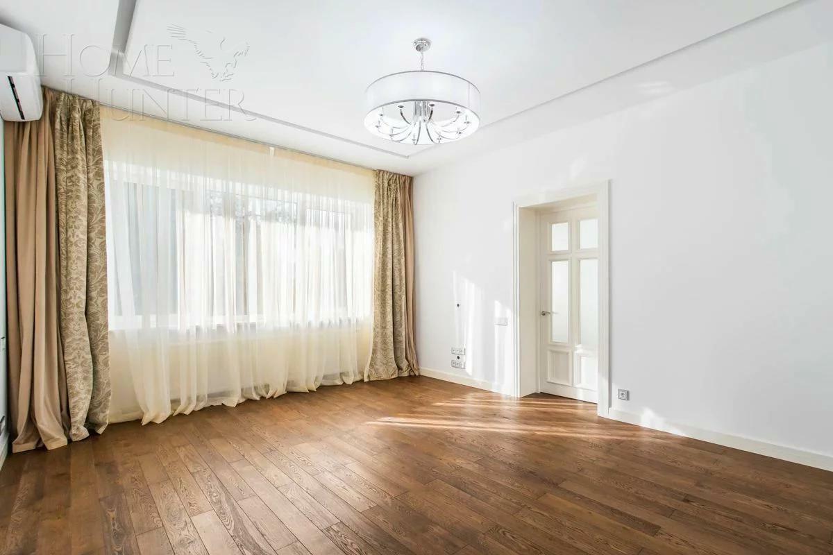 2-этажный таунхаус 377 м² с отделкой