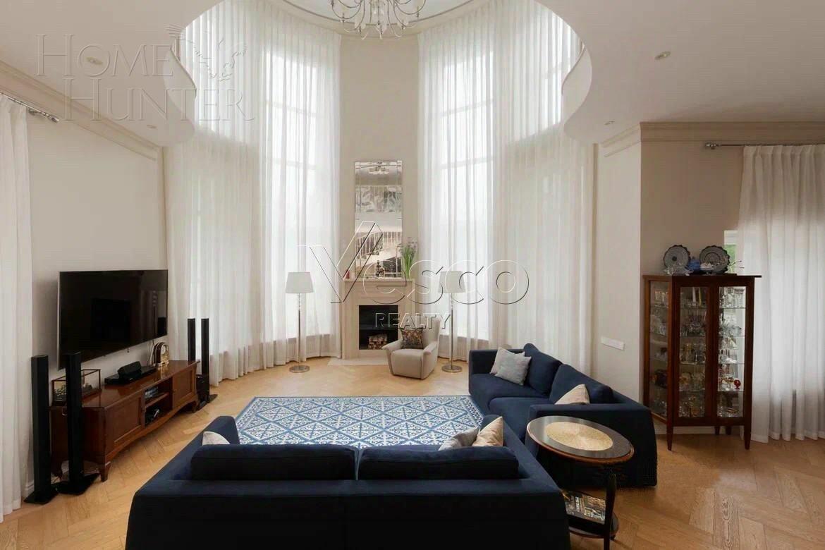 2-этажный коттедж 337 м² с отделкой