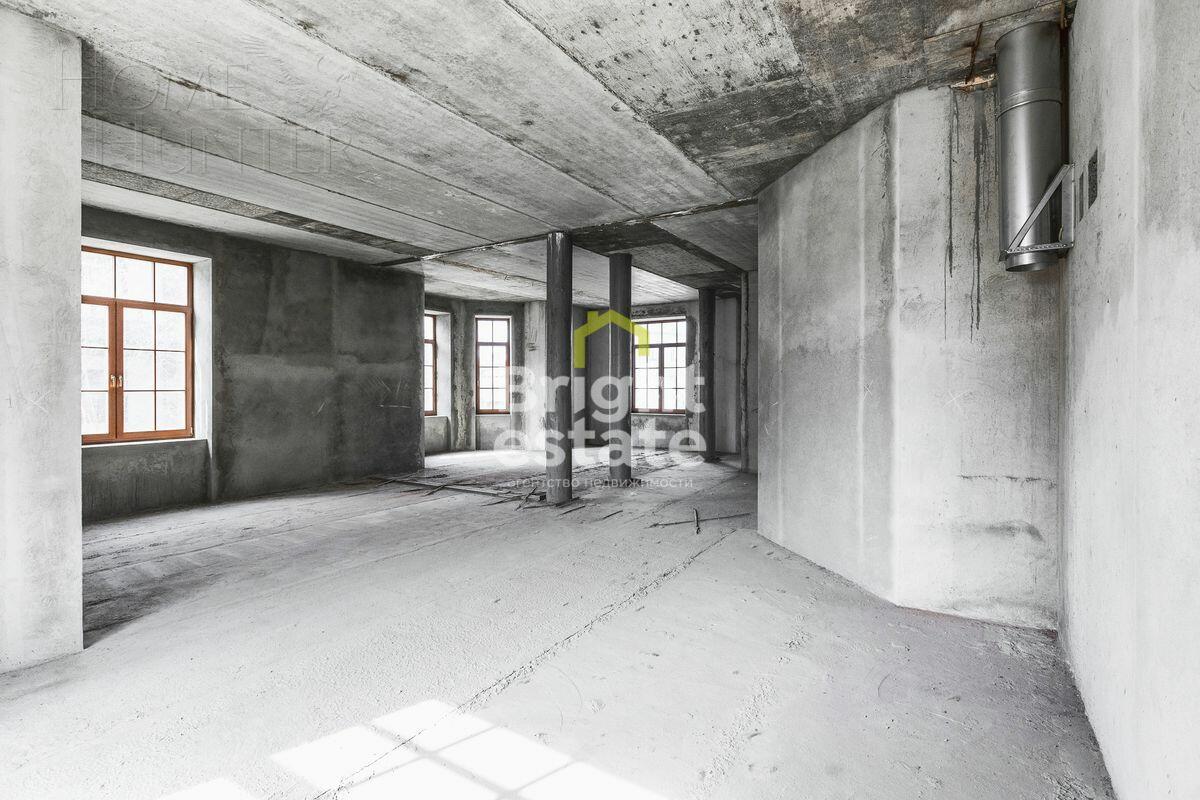 2-этажный коттедж 897 м² без отделки