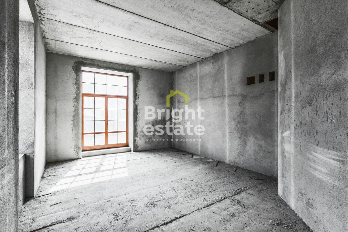 2-этажный коттедж 897 м² без отделки