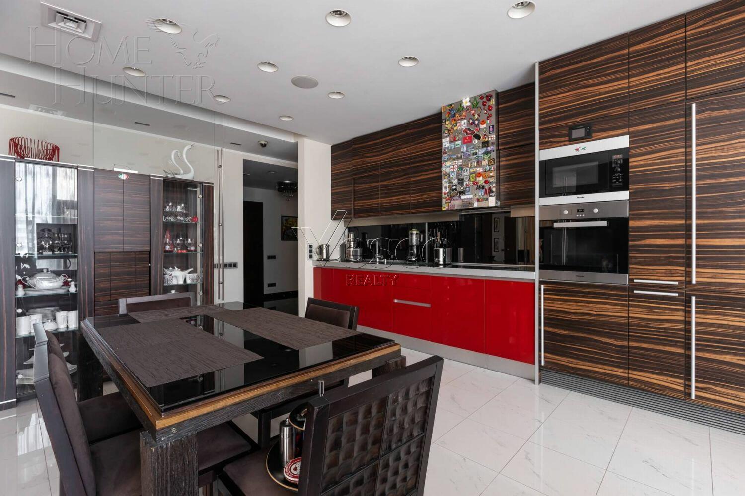 3-КОМН. КВАРТИРА С ОТДЕЛКОЙ 177.5 М² НА 7 ЭТАЖЕ