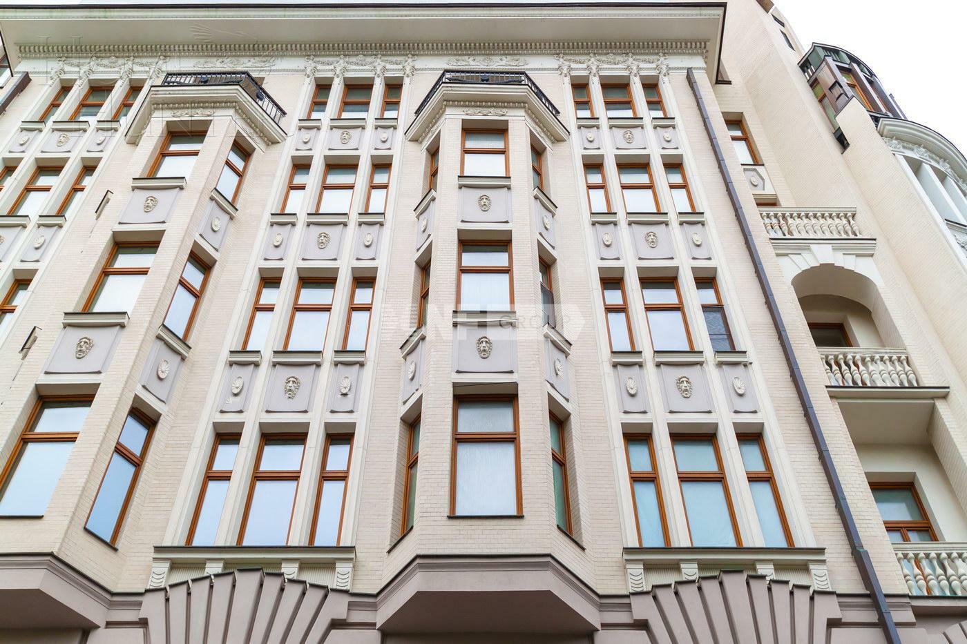 6-КОМН. КВАРТИРА С ОТДЕЛКОЙ 280.3 М² НА 6 ЭТАЖЕ