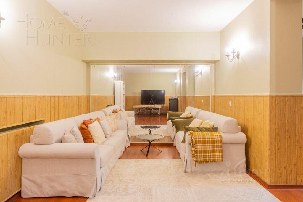 3-этажный коттедж 637 м² с отделкой