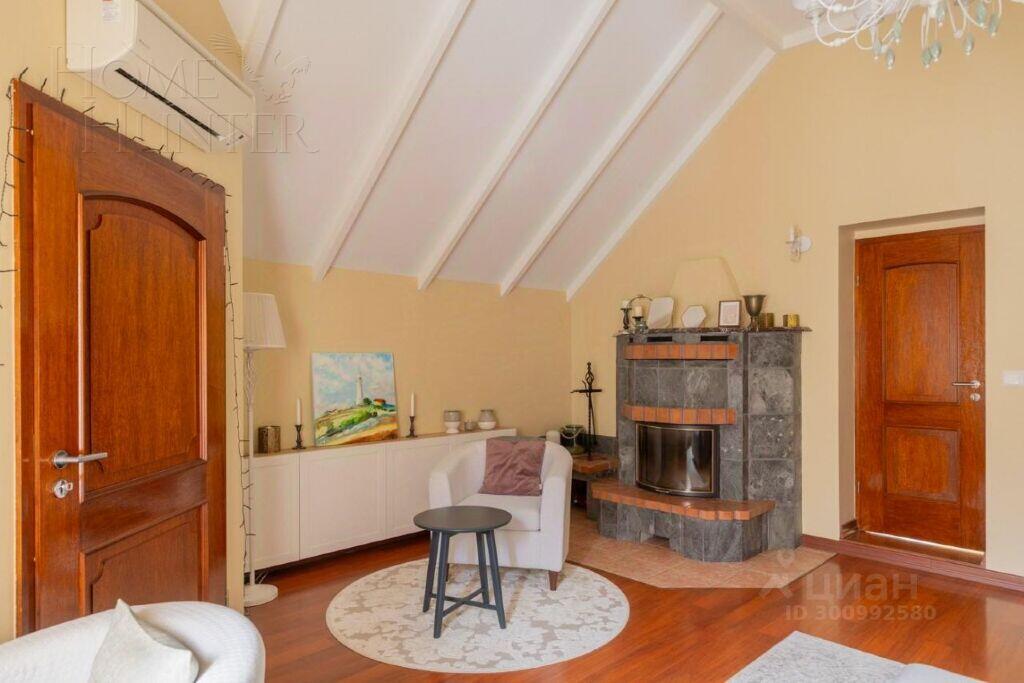 3-этажный коттедж 637 м² с отделкой