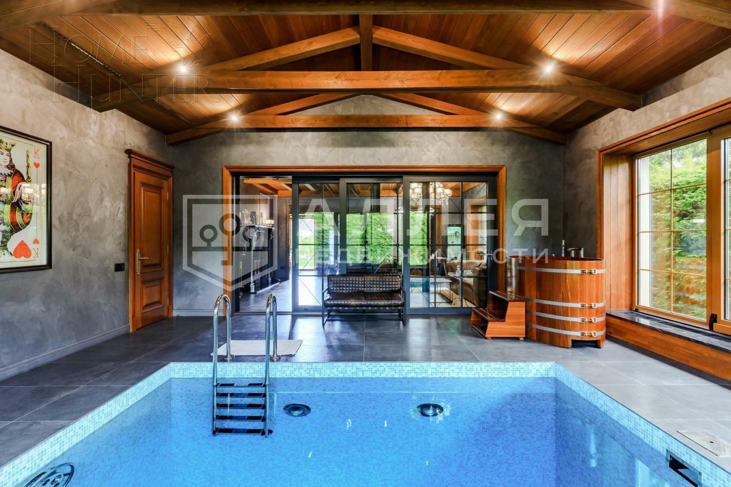 2-этажный коттедж 1 060 м² с отделкой