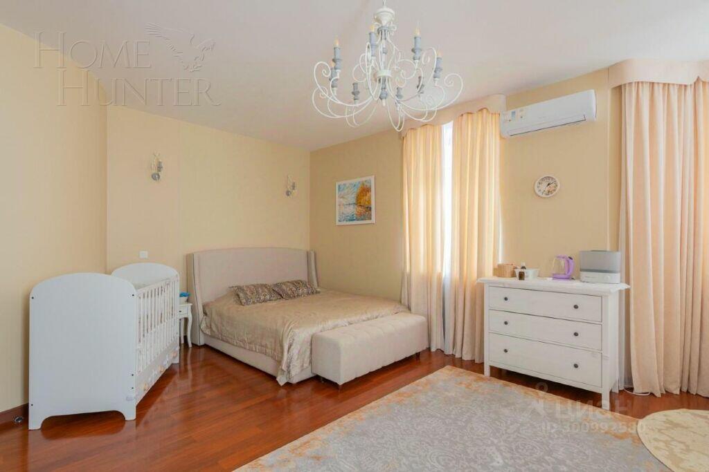 3-этажный коттедж 637 м² с отделкой