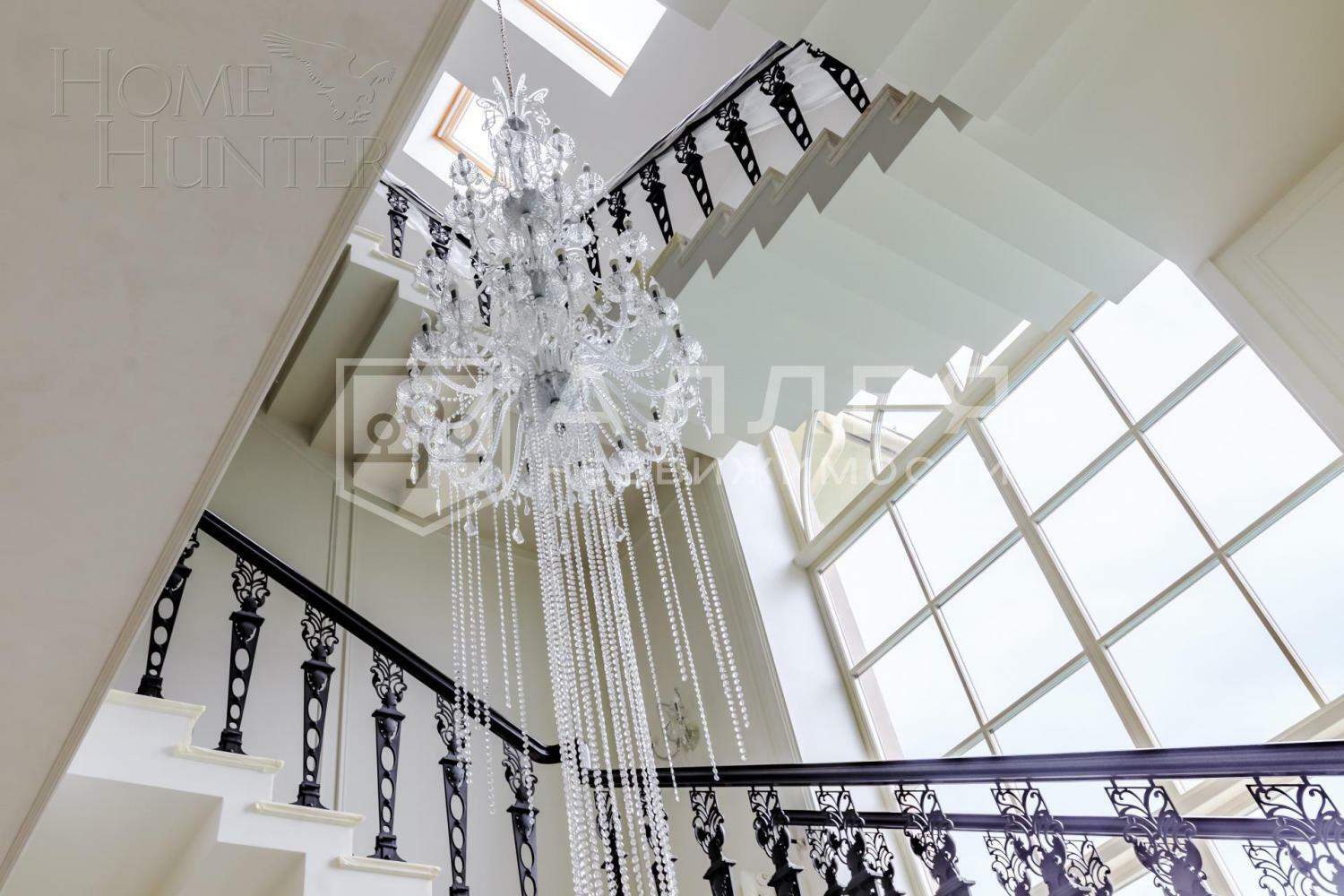 2-этажный коттедж 1 060 м² с отделкой