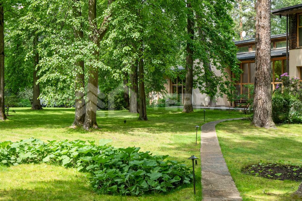 2-этажный коттедж 750 м² с отделкой