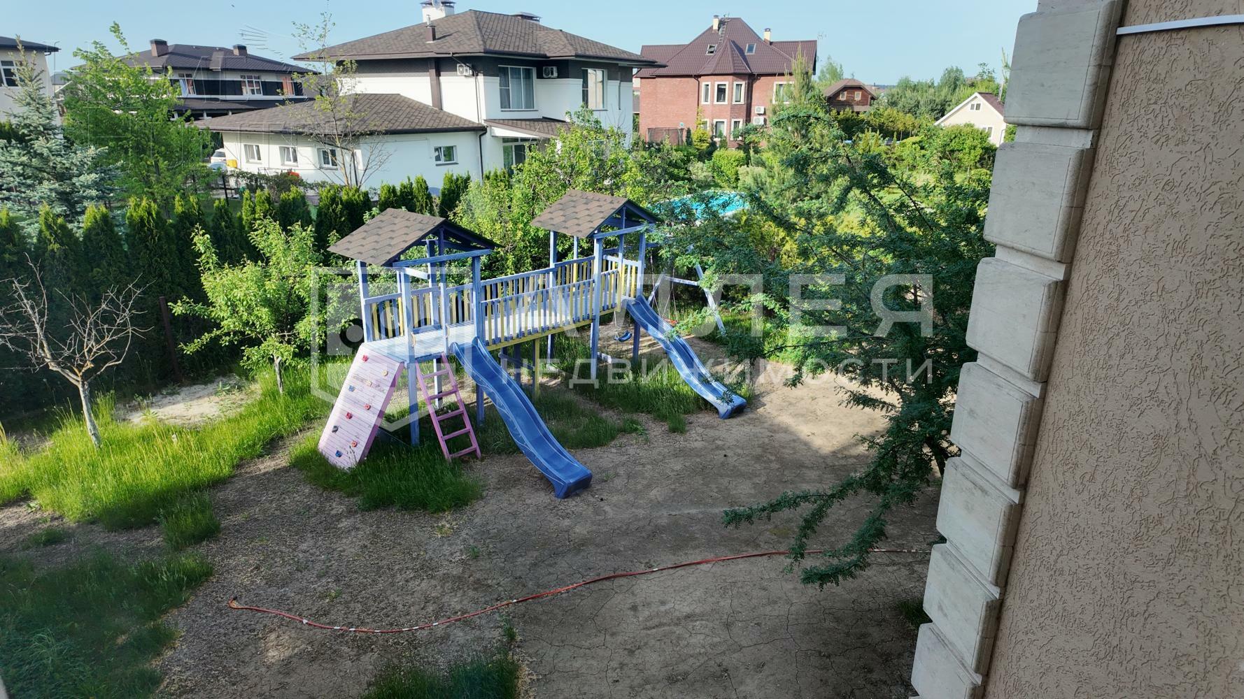 2-этажный коттедж 600 м² с отделкой