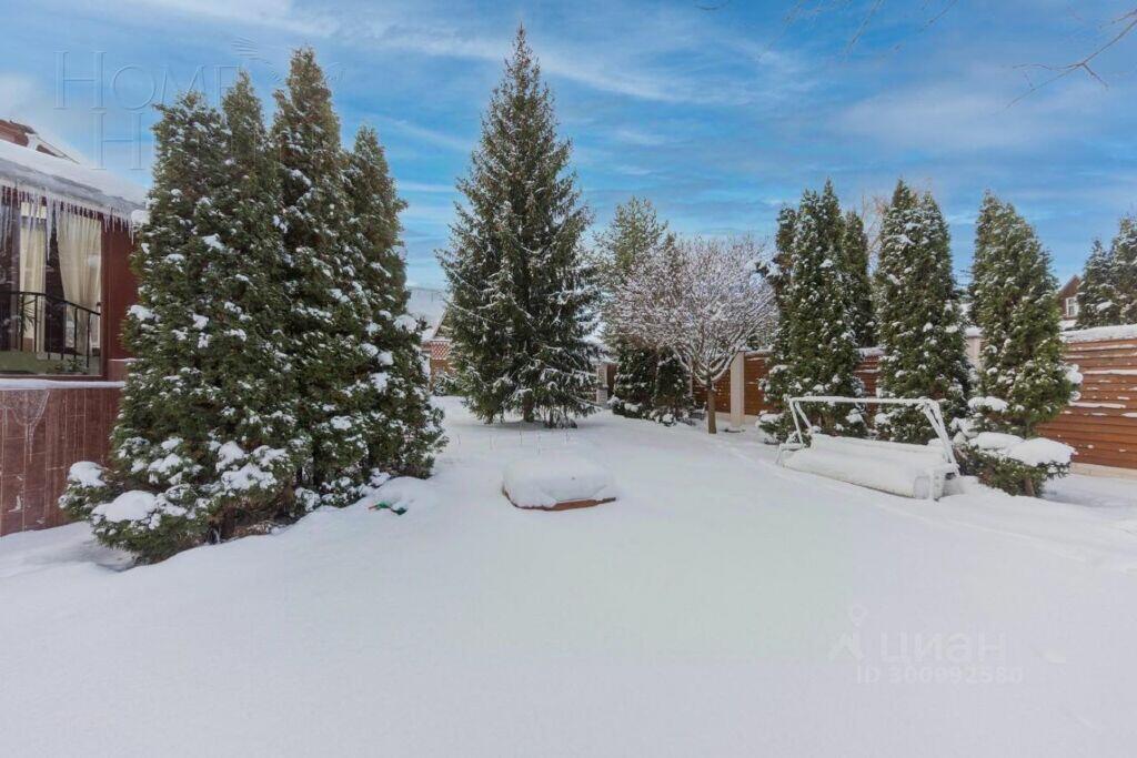 3-этажный коттедж 637 м² с отделкой