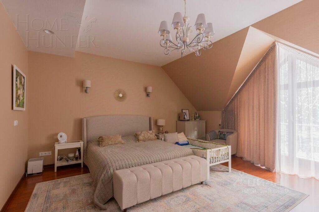 3-этажный коттедж 637 м² с отделкой