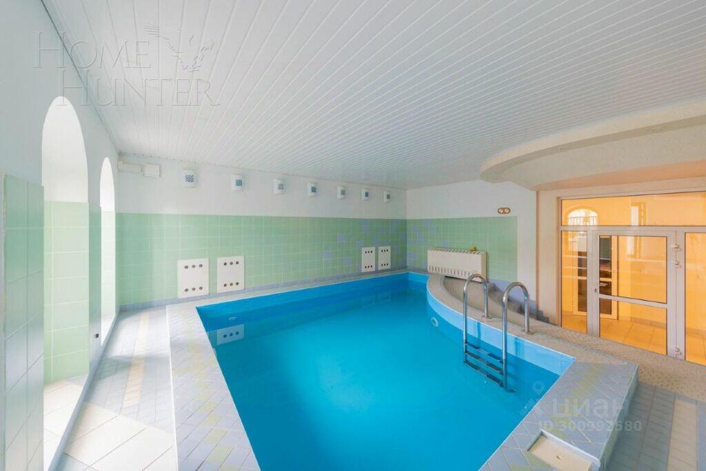 3-этажный коттедж 637 м² с отделкой