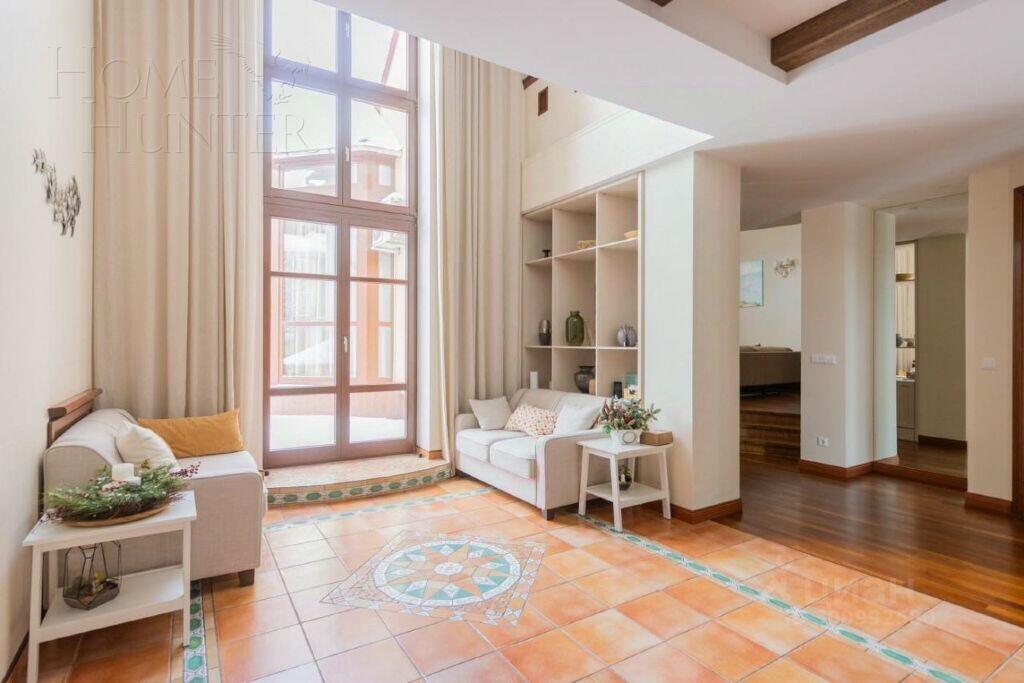 3-этажный коттедж 637 м² с отделкой