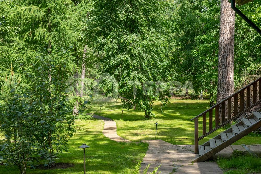 2-этажный коттедж 750 м² с отделкой