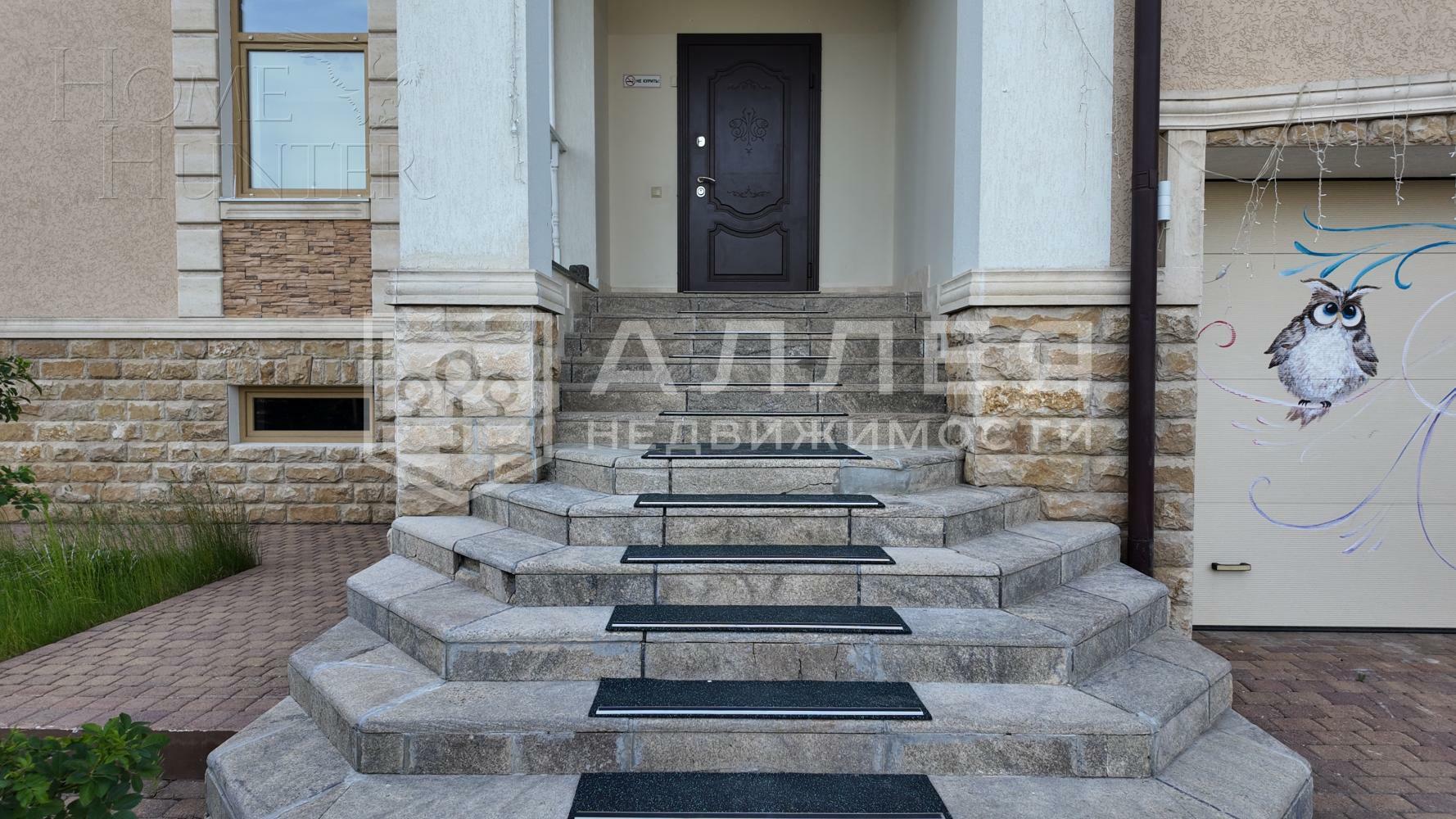 2-этажный коттедж 600 м² с отделкой