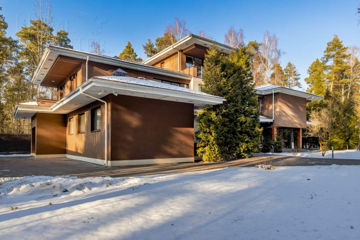 2-этажный коттедж 750 м² с отделкой