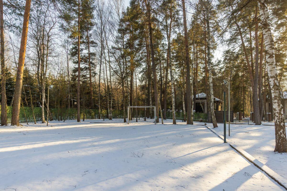 2-этажный коттедж 750 м² с отделкой