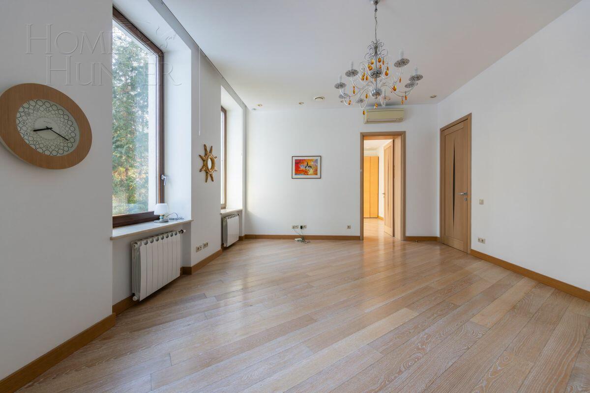 2-этажный коттедж 750 м² с отделкой