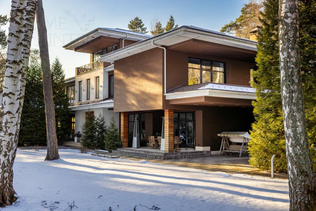 2-этажный коттедж 750 м² с отделкой