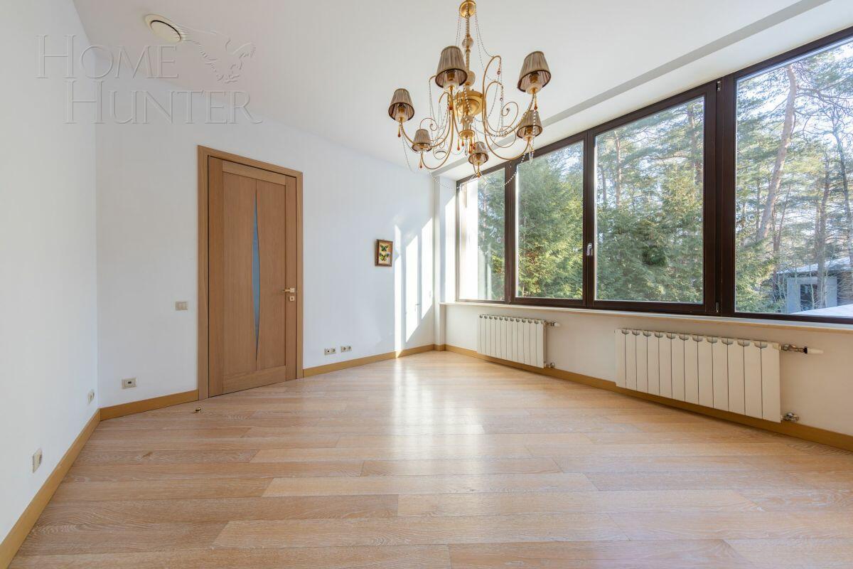 2-этажный коттедж 750 м² с отделкой