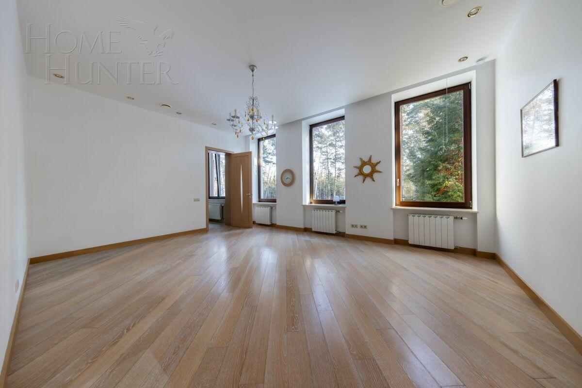 2-этажный коттедж 750 м² с отделкой