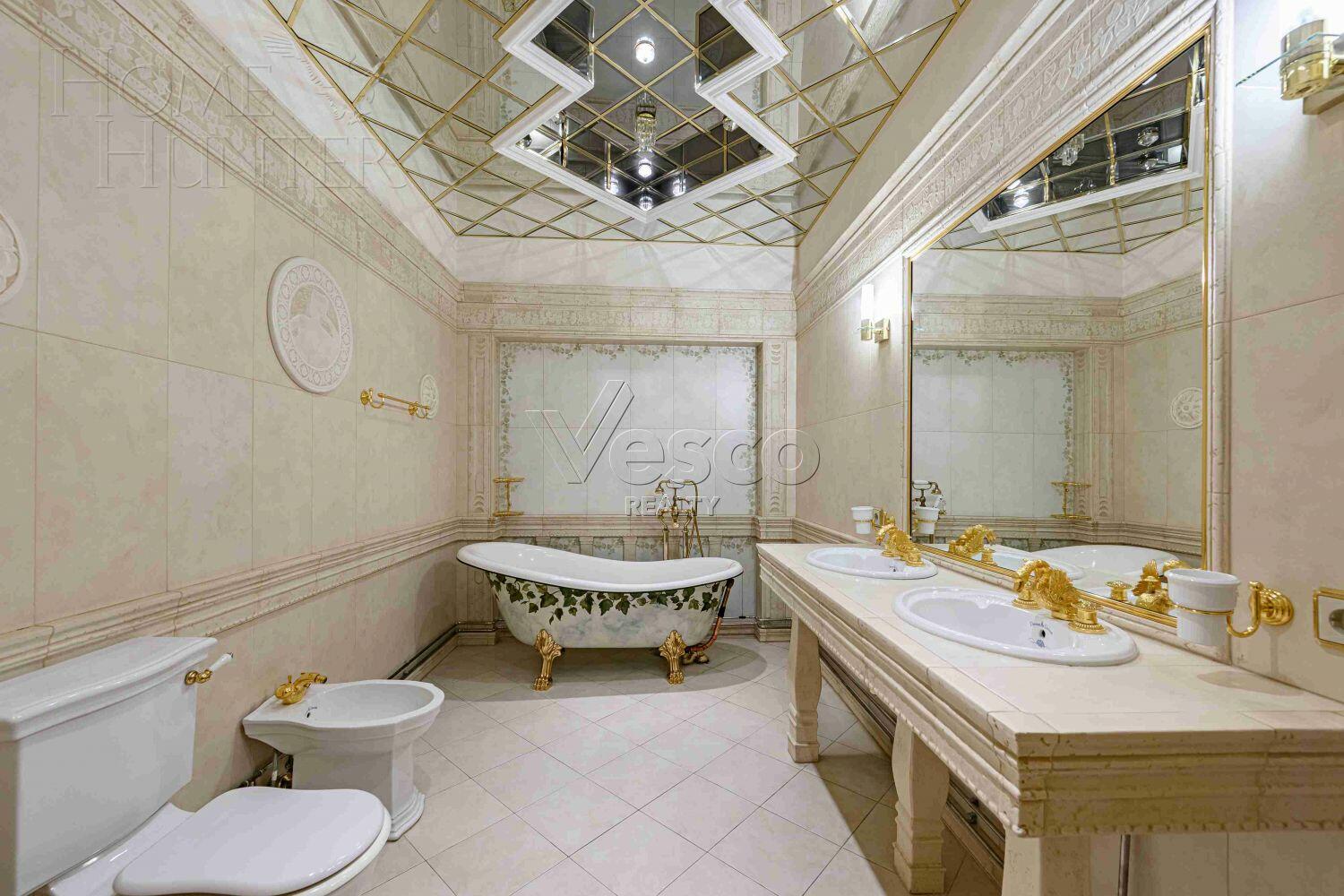 3-этажный коттедж 1 778 м² с отделкой