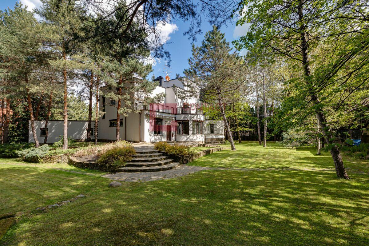 2-этажный коттедж 840 м² с отделкой