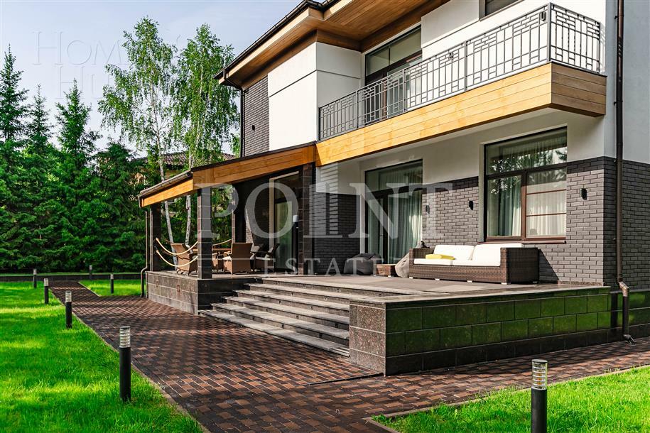 2-этажный коттедж 420 м² с отделкой