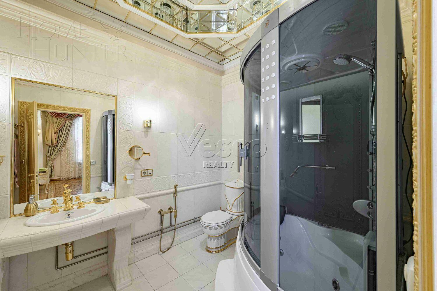 3-этажный коттедж 1 778 м² с отделкой