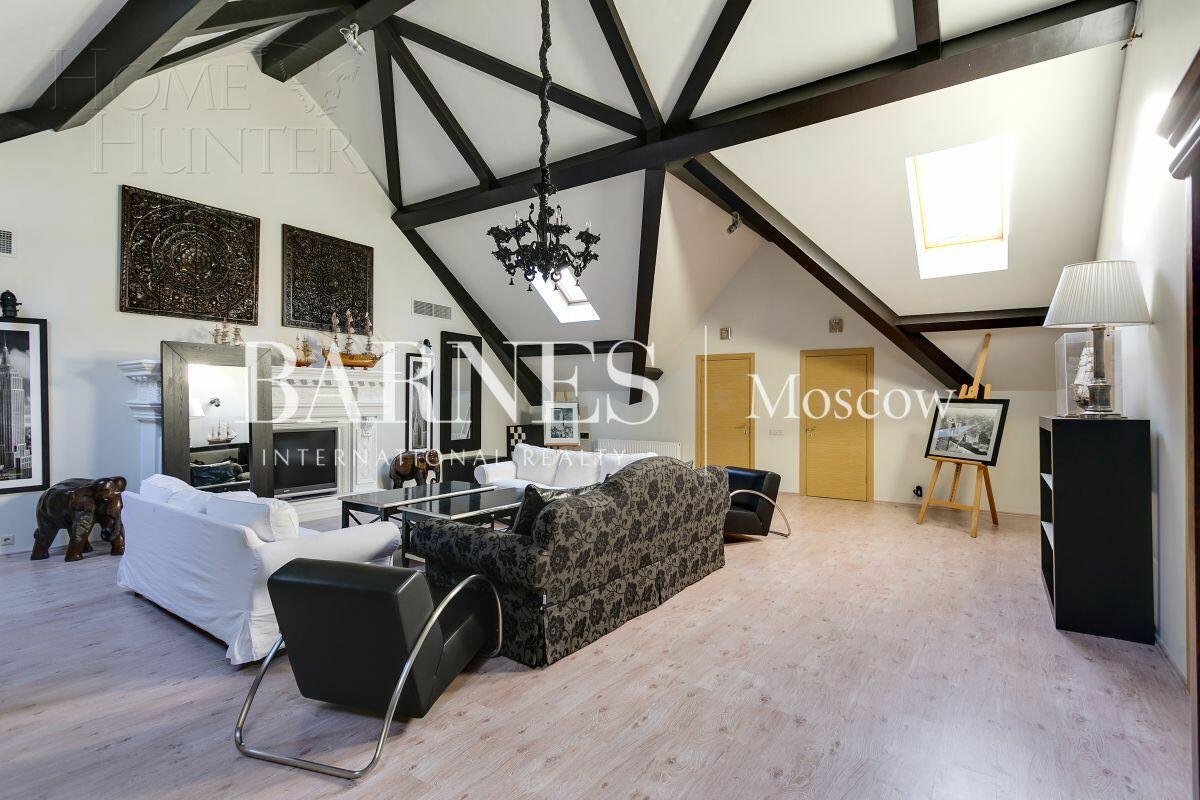 2-этажный коттедж 1 400 м² с отделкой