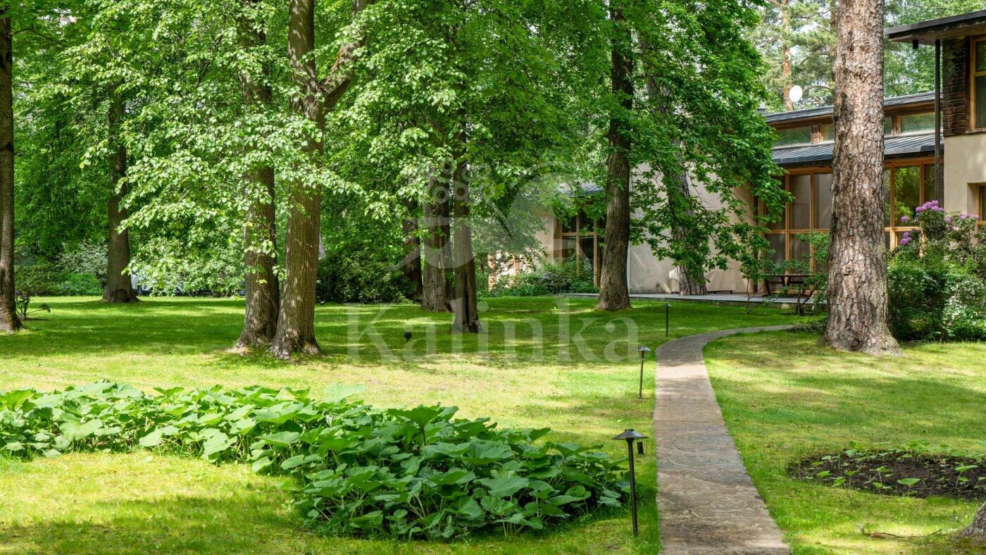 1-этажный коттедж 850 м² с отделкой