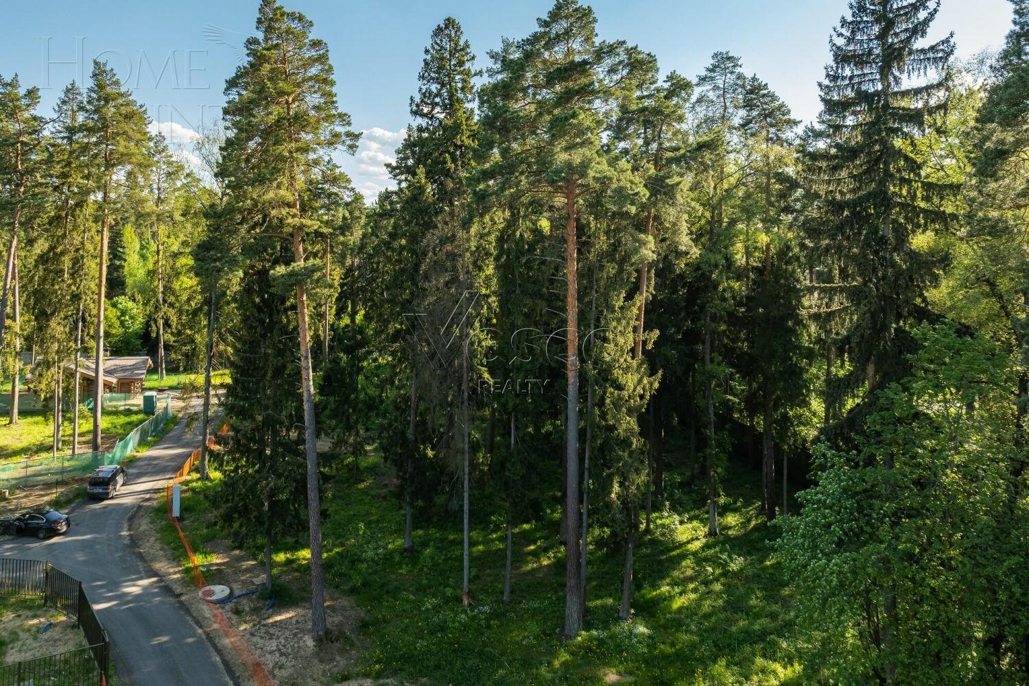 Участок 18.7 сот. в охраняемом поселке