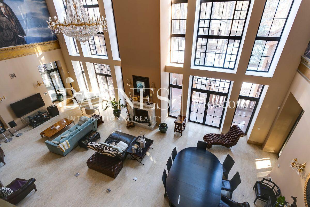 2-этажный коттедж 1 400 м² с отделкой