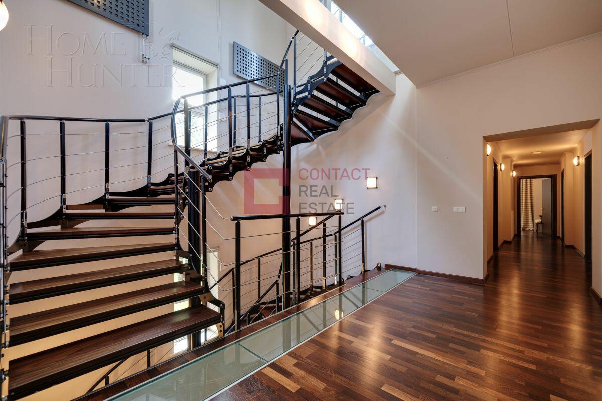 2-этажный коттедж 840 м² с отделкой