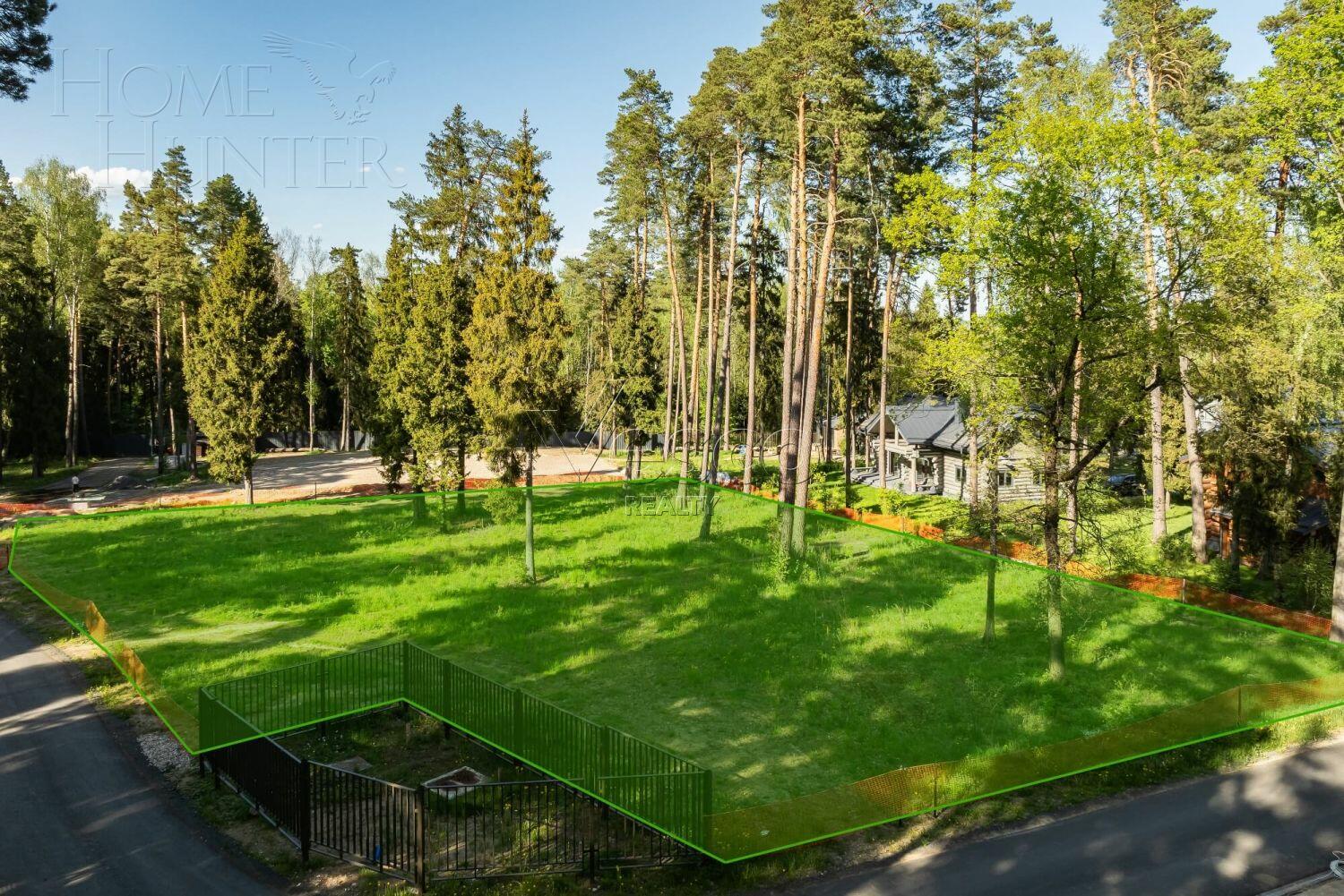 Участок 25.6 сот. в охраняемом поселке