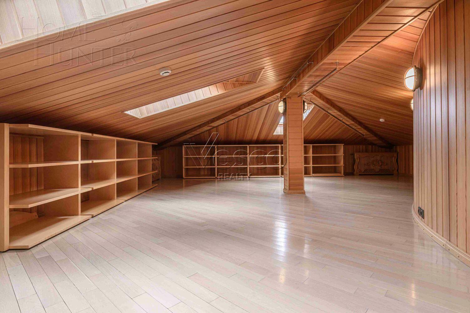 3-этажный коттедж 1 778 м² с отделкой