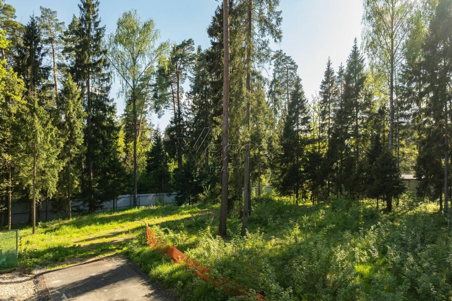 Участок 49 сот. в охраняемом поселке