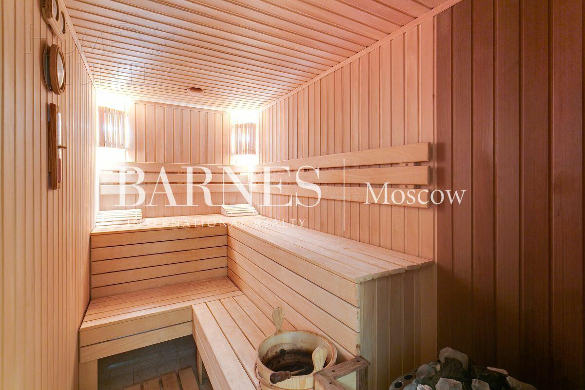 2-этажный коттедж 1 400 м² с отделкой