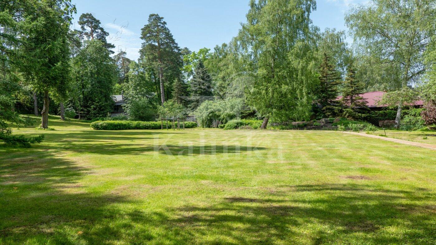 Участок 118 сот. в охраняемом поселке