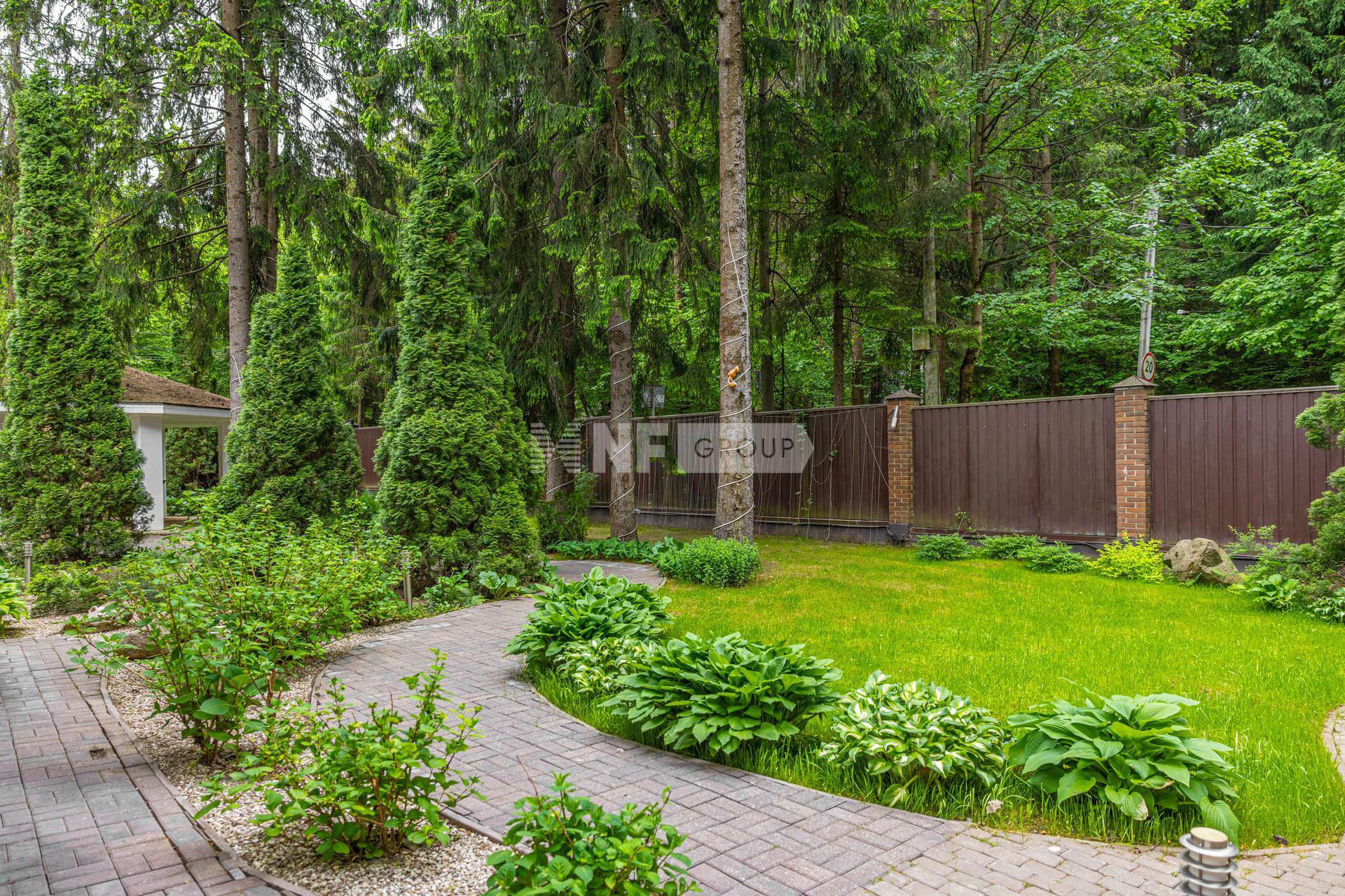 2-этажный коттедж 440 м² с отделкой