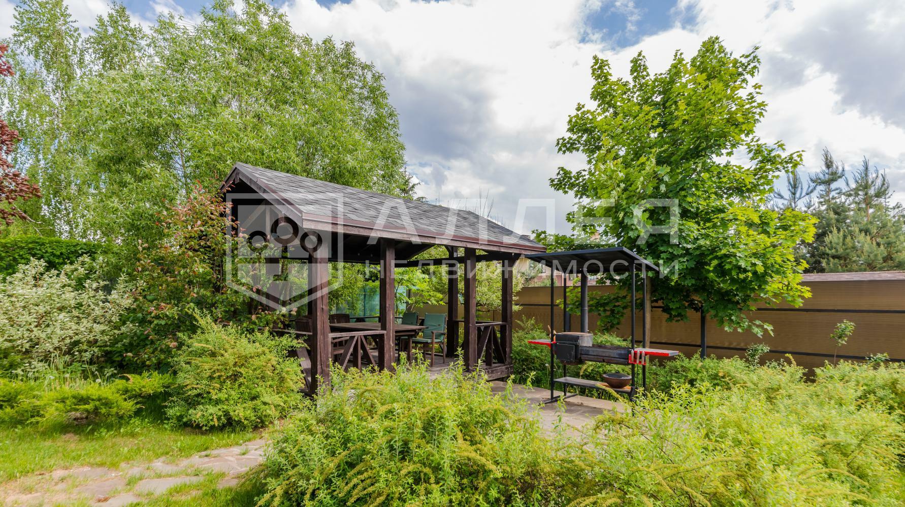 2-этажный коттедж 310 м² с отделкой