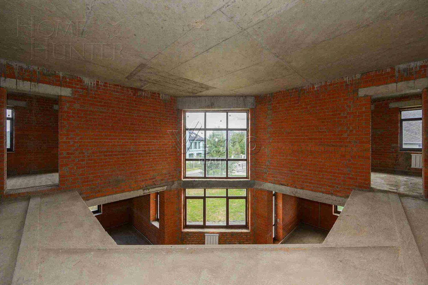 2-этажный коттедж 700 м² без отделки