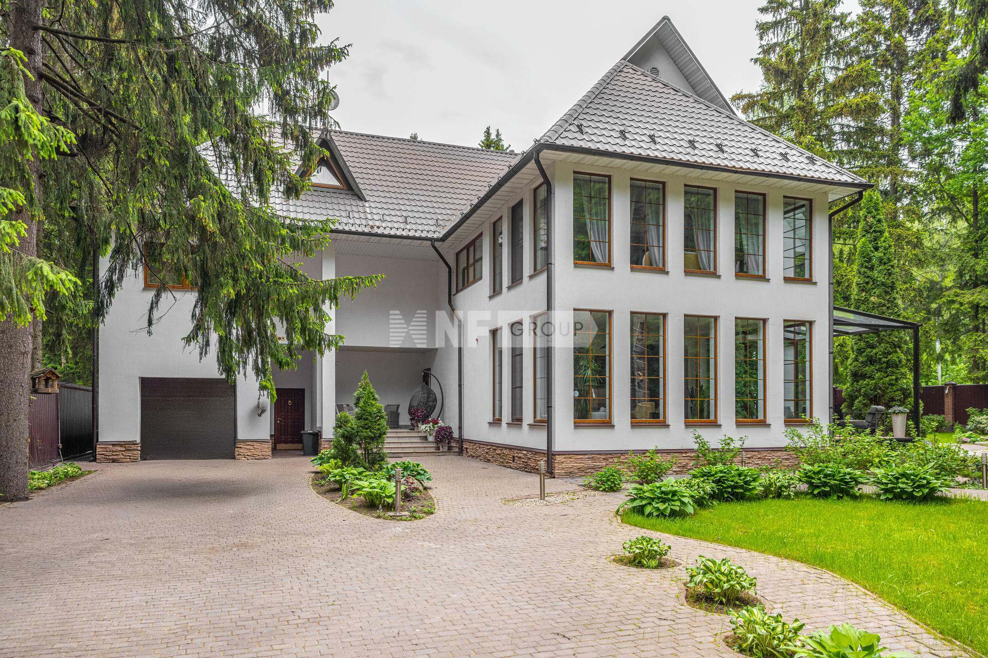 2-этажный коттедж 440 м² с отделкой