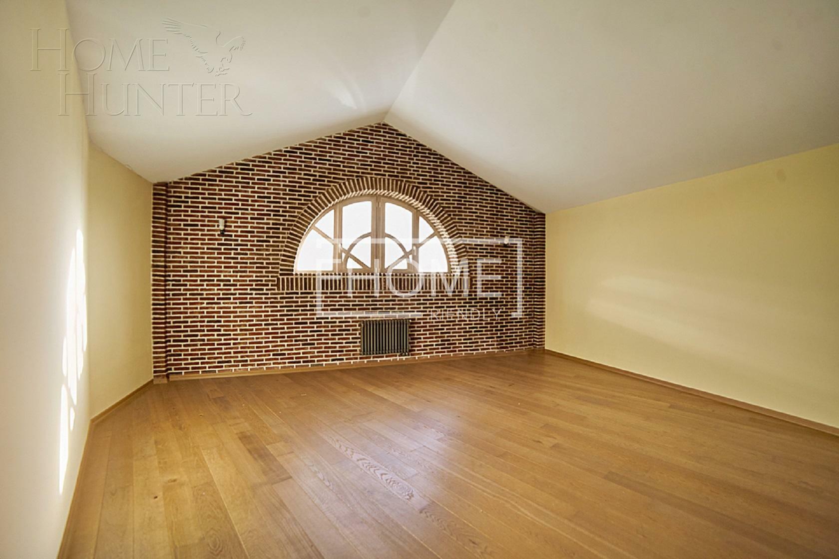 2-этажный коттедж 1 500 м² с отделкой