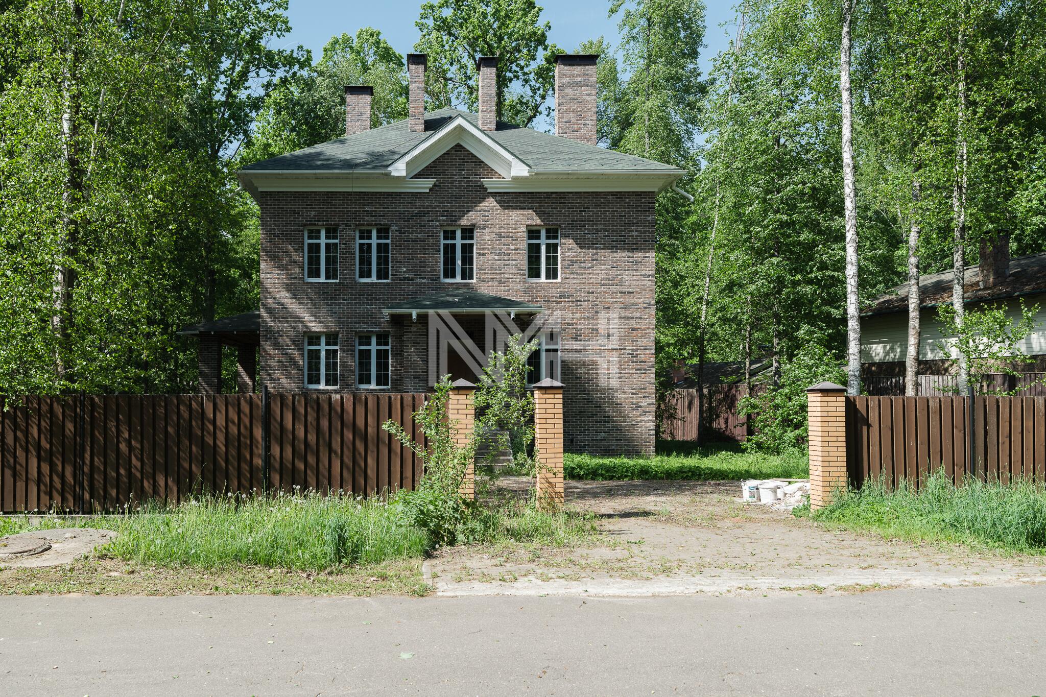 2-этажный коттедж 249 м² без отделки