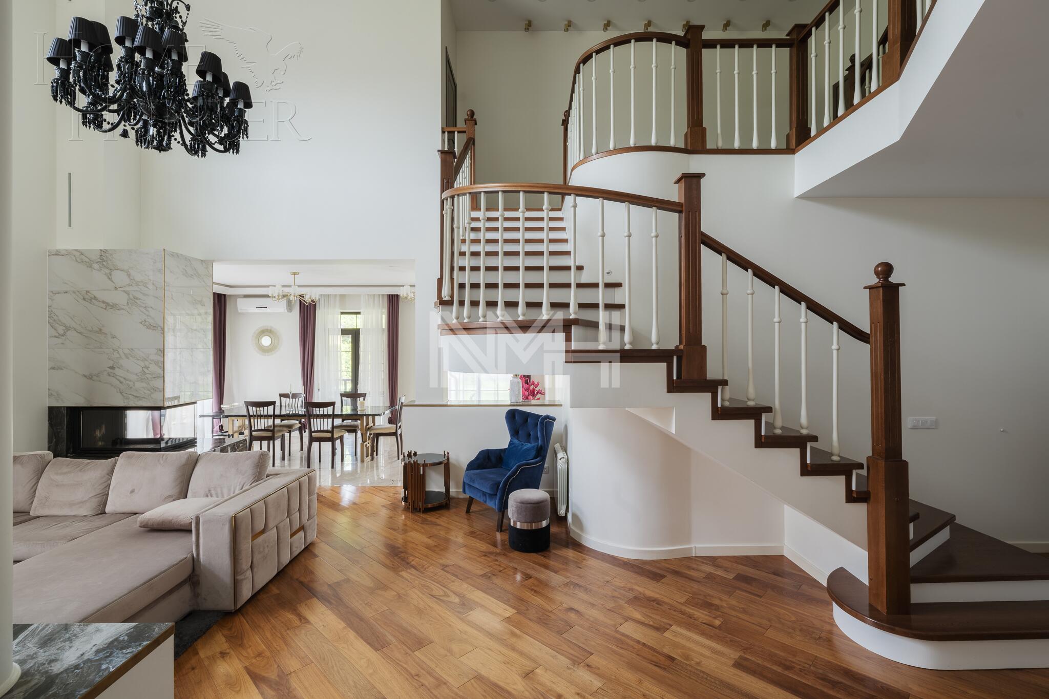 2-этажный коттедж 670.5 м² с отделкой
